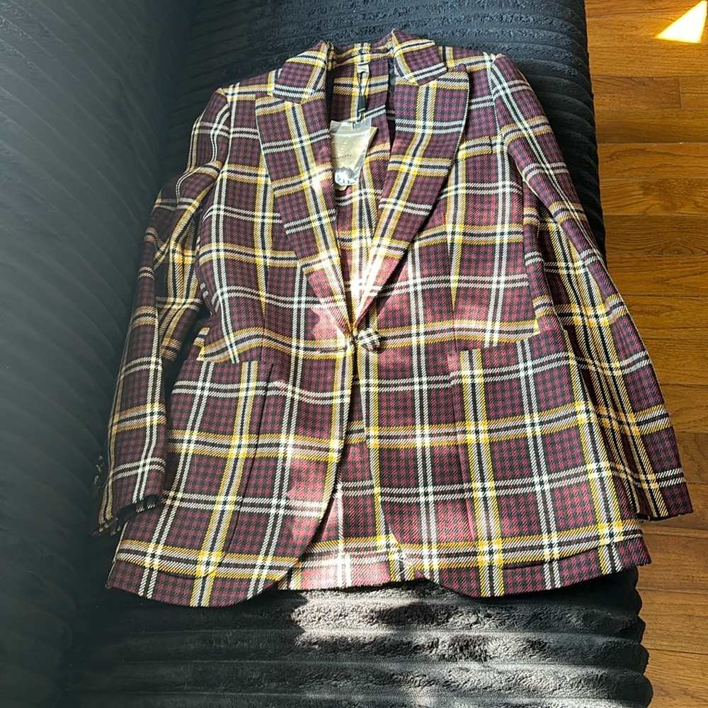 Burberry Burgundy Check Wool Blazer • NWT • Never Worn • Size 2 •